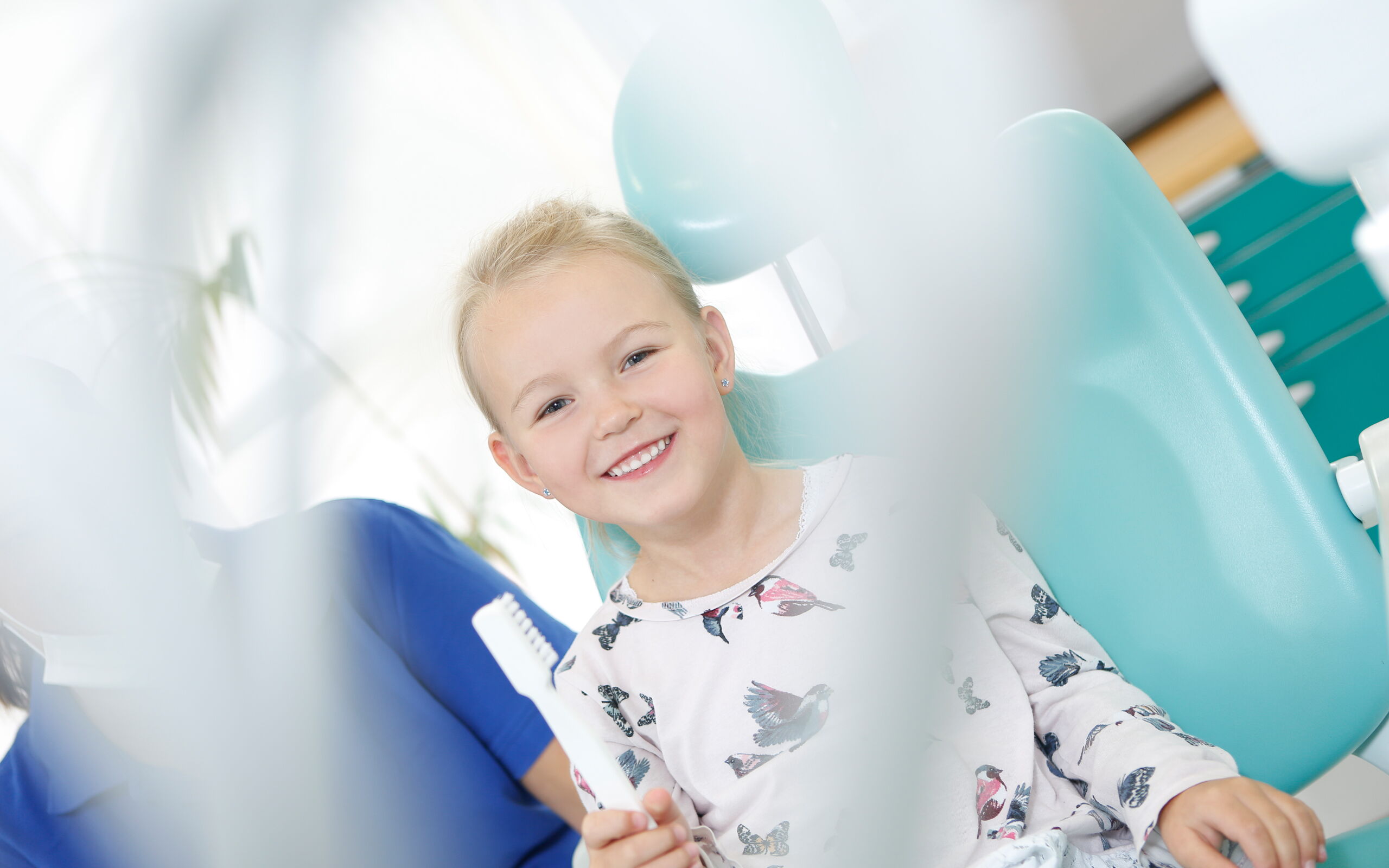 Kinderbehandlung Zahnarztpraxis Hochheim Dr. Corvers