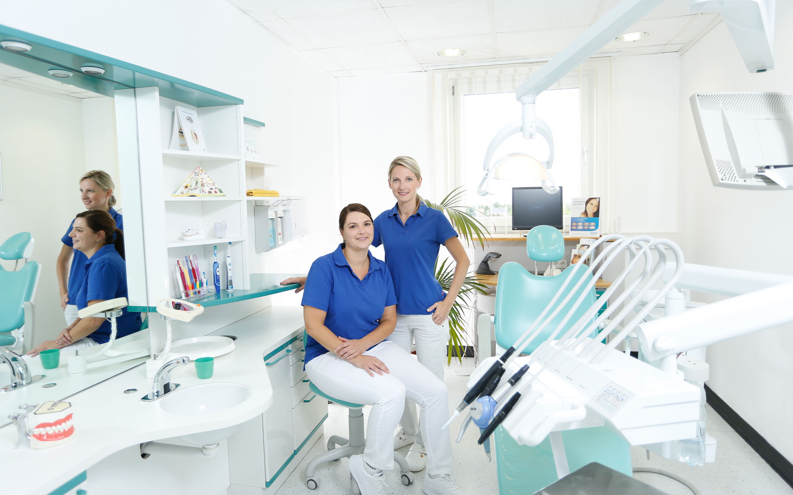Praxisteam Zahnarztpraxis Hochheim Dr. Corvers